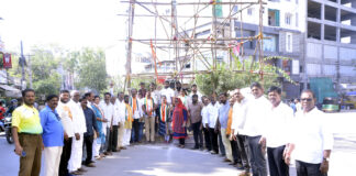 జూబ్లీహిల్స్ కాంగ్రెస్ గెలుపుతో సంబరాలు చేసుకున్న కాంగ్రెస్ నేతలు.|