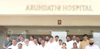 అరుంధతి ఆసుపత్రిలో ఉచిత వైద్య సేవల పరిశీలన |