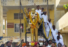 అంబేద్కర్ కు ఘన నివాళులు అర్పించిన, ఎమ్మెల్యే, కార్పొరేటర్లు.|