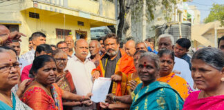 వార్డు 4, 5 బస్తీ పర్యటనలో ఎమ్మెల్యే గణేష్ ఎమ్మెల్యే శ్రీ గణేష్.|