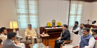 కేంద్ర మంత్రి సోనోవాల్తో సీఎం చంద్రబాబు భేటీ |