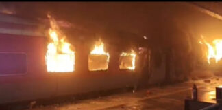 అనకాపల్లి వద్ద రైల్లో అగ్నిప్రమాదం – ఒకరు మృతి |