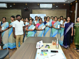 5 జి ఫోన్లు పంపిణీ !!