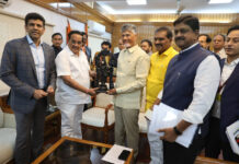 కేంద్ర జల్శక్తి మంత్రితో సీఎం చంద్రబాబు భేటీ |