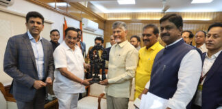 కేంద్ర జల్శక్తి మంత్రితో సీఎం చంద్రబాబు భేటీ |