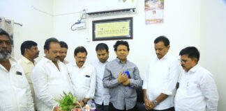 ఫిల్దర్ఫియా ఏజీ చర్చ్ ను సందర్శించిన ఎంపీ కేశినేని శివనాథ్