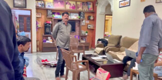 రవాణా శాఖ అధికారిపై ఏసీబీ వేట |