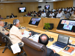 సచివాలయంలో సీఎం సమీక్ష సమావేశం |