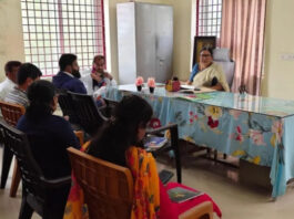 రీసర్వేలో నిర్లక్ష్యం వద్దు: ఎమ్మార్వో