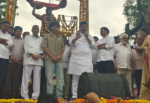 విజయవాడ లెనిన్ సెంటర్ లో సూపర్ స్టార్ కృష్ణ విగ్రహావిష్కరణ