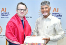 టెక్ దిగ్గజాలతో చంద్రబాబు భేటీ: ఏపీకి ఏఐ పెట్టుబడులే లక్ష్యం