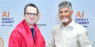 టెక్ దిగ్గజాలతో చంద్రబాబు భేటీ: ఏపీకి ఏఐ పెట్టుబడులే లక్ష్యం