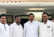 చీరాల వైసీపీ కమిటీల డిజిటలైజేషన్పై సమీక్ష |