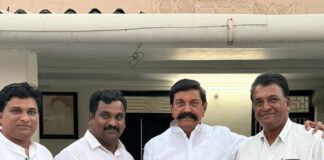 చీరాల వైసీపీ కమిటీల డిజిటలైజేషన్పై సమీక్ష |