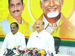 వైయస్ జగన్మోహన్ రెడ్డికి వైలెన్స్ కావాలి సీఎం చంద్రబాబుకి సైలెన్స్ కావాలి