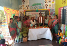 పద్యాల పోటీల్లో మెరిసిన విద్యార్థులు: మాతృభాష దినోత్సవ వేడుకలు