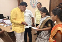 పుంగనూరు నియోజకవర్గం : మంత్రులను కలిసిన ఏఎంసీ చైర్మన్