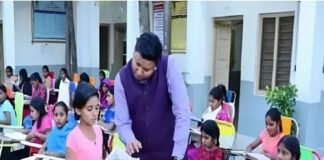 వసతి గృహంలో కలెక్టర్ మెరుపు తనిఖీ!