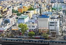 కేపీహెచ్బీలో రియల్ ఎస్టేట్ రికార్డ్స్: ప్రభుత్వ ఖజానాకు కాసుల వర్షం!