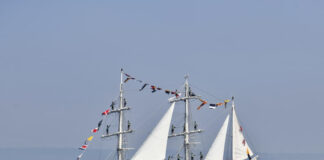 విశాఖ సాగర తీరంలో ఘనంగా ‘ఇంటర్నేషనల్ ఫ్లీట్ రివ్యూ-2026’