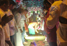 మల్లయ్యకొండలో శ్రీరామ్ చినబాబు శివార్చన!