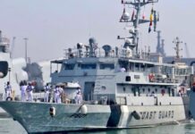 విశాఖలో అంతర్జాతీయ ఫ్లీట్ రివ్యూ: భారత్ నౌకాదళ శక్తి ప్రదర్శన