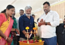 పుంగనూరు పట్టణం లో పర్యటించిన మంత్రి మండిపల్లి