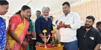 పుంగనూరు పట్టణం లో పర్యటించిన మంత్రి మండిపల్లి