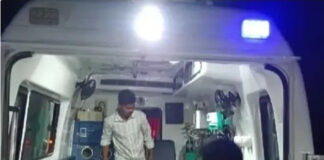 పుంగనూరు నియోజకవర్గం : ఆగి ఉన్న లారీని ఢీకొన్న ద్విచక్ర వాహనం