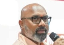 నిజామాబాద్:మక్కజొన్న కేంద్రం వెంటనే ఏర్పటుచేయాలి