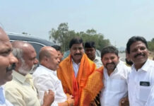 మంత్రికి ఘన స్వాగతం: పీలేరులో కూటమి పార్టీల నేతల ఆత్మీయ పలకరింపు