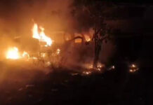 పుంగనూరు పట్టణం లో కారులో మంటలు