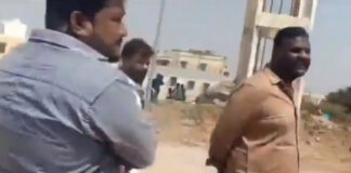 మదనపల్లెలో వృద్ధురాలి స్థలం కబ్జా.. అండగా నిలిచిన పోలీసులు.