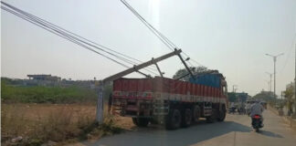 పుంగునూరు పట్టణం: త్రుటిలో తప్పిన పెను ప్రమాదం