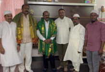 మదనపల్లెలో రంజాన్ శుభాకాంక్షలు: మత సామరస్యానికి ప్రతీకగా నాయకులు.