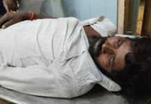 చింతచెట్టు పైనుంచి పడి యువకుడికి తీవ్ర గాయాలు.