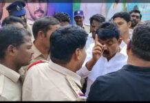 పోలీసులపై తిరగబడ్డ పేర్ని నాని