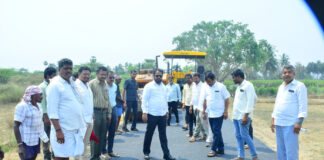 బీటి రోడ్డు పనులను పరిశీలించిన MLA నదుకుదిటి ఈశ్వరావు