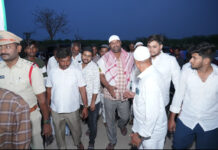 ఇఫ్తార్ విందులో పాల్గొన్న మంత్రి మండిపల్లి రాంప్రసాద్ రెడ్డి