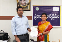 ప్రజా సమస్యలపై జోనల్ కమిషనర్ను కలిసిన శాంతి శ్రీనివాస్ రెడ్డి.|