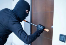 మంచిర్యాల: వృద్ధురాలి మెడలో బంగారు గొలుసు చోరీ