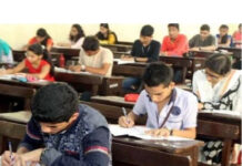 ఏపీ టెన్త్ హాల్ టికెట్లు విడుదల.. వాట్సాప్లోనూ పొందే ఛాన్స్!