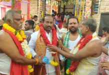 పోలేరమ్మ తల్లి విగ్రహ ప్రతిష్ఠలో కాంగ్రెస్ నాయకులు ఎస్. రెడ్డీ సాహెబ్.