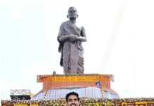 స్టాట్యూ ఆఫ్ శాక్రిఫైస్: త్యాగానికి ప్రతిరూపంగా పొట్టి శ్రీరాములు విగ్రహం.