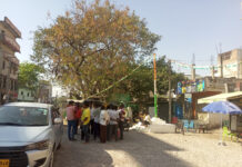 ఇధి లేబర్ అడ్డా ! పని దొరుకుతే పండుగే