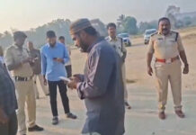 రిపోర్టర్ పేరుతో అధికారులను బెదిరించిన యువకుడు.