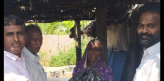 రంజాన్ తోఫా పంపిణీ చేసిన గాలివీడు ఐటీడీపీ అధ్యక్షుడు