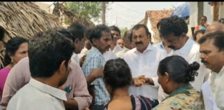 వేట్లపాలెం ప్రమాద బాధితులకు ఆర్థిక సహాయం పంపిణీ