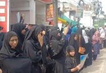 పాతబస్తీ లొ ఇరాన్ ముల్లా ఖామేని కోసం రాలి