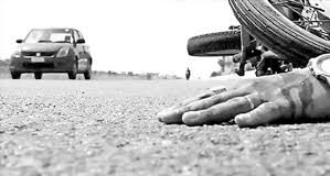 అతివేగం బలితీసుకున్న నిండు ప్రాణం: నాగేపూర్ మలుపు వద్ద విషాదం.